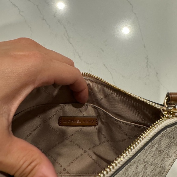 Brand New Michael Kors Jet Set Charm wristlet. - Picture 2 of 6